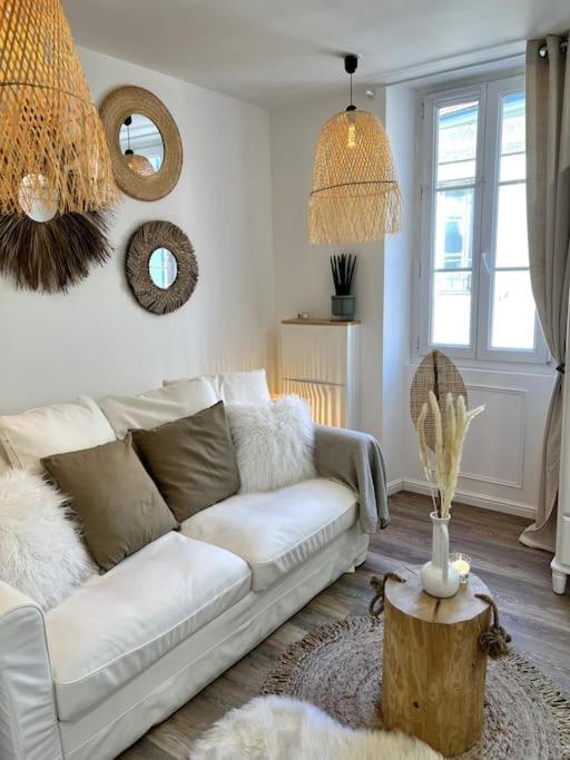 Studio 2 Neuf A 100M Des Plages Et De La Gare Saint-Raphaël Esterno foto